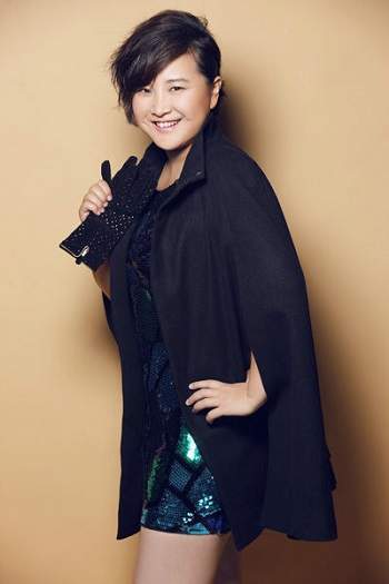 賈玲小品最新，喜劇界的璀璨明珠，引人捧腹爆笑！