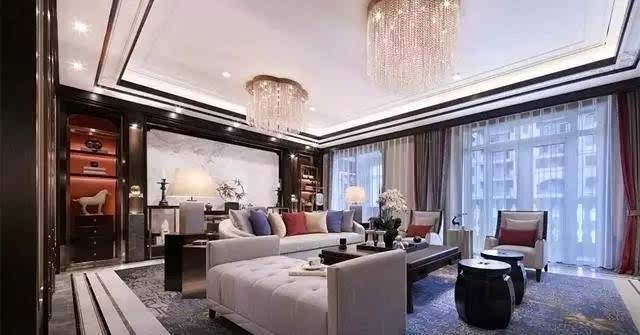 最新吊頂款，奇妙日常的探索