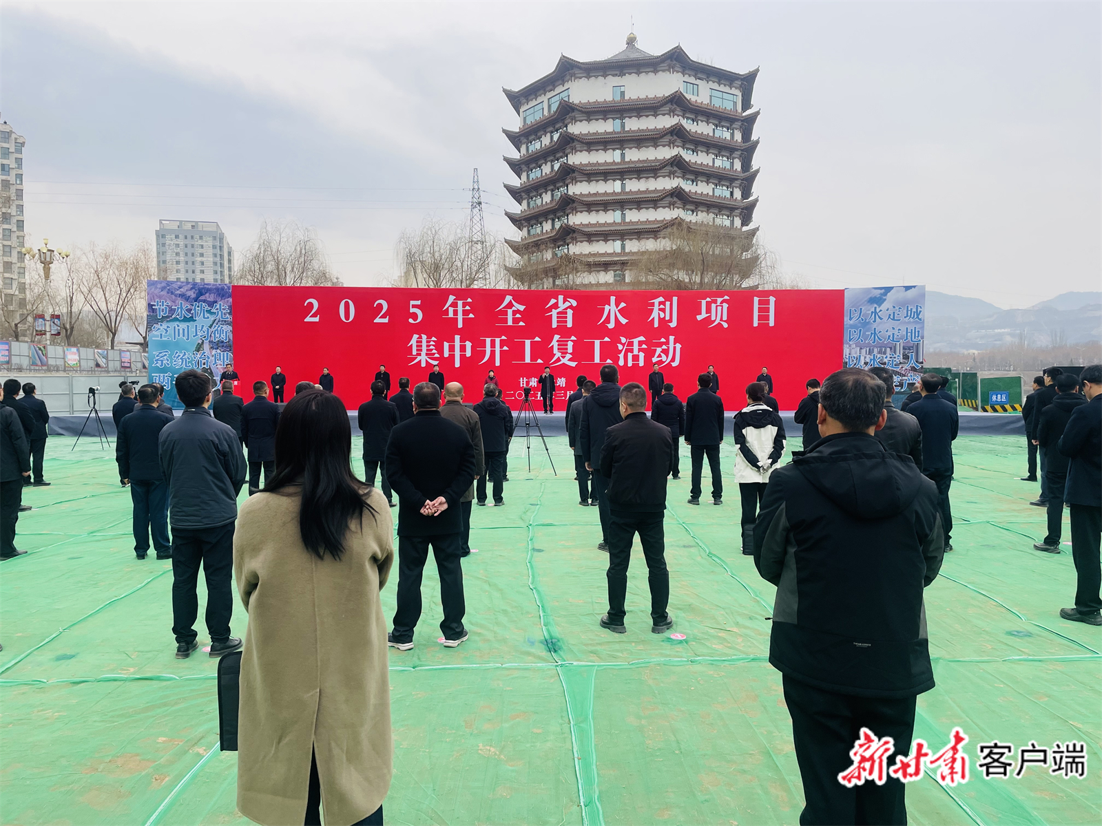 甘肅復(fù)工最新動(dòng)態(tài)，自然美景探索之旅，重拾內(nèi)心平靜