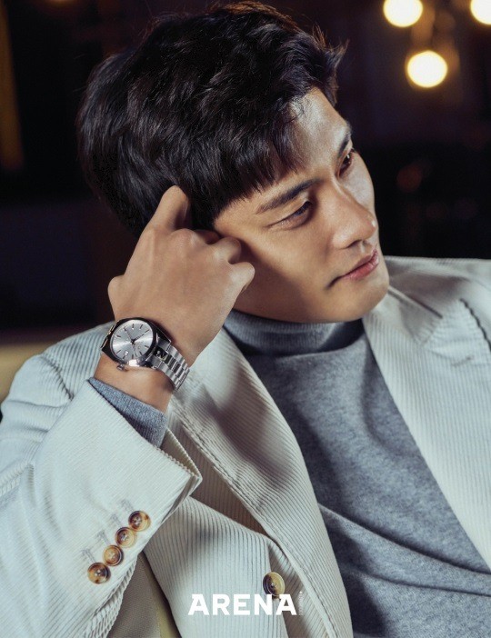 成勛最新引領潮流風尚的新動態(tài)