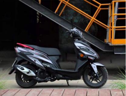 狂王崛起，時代狂潮的影響力與影響