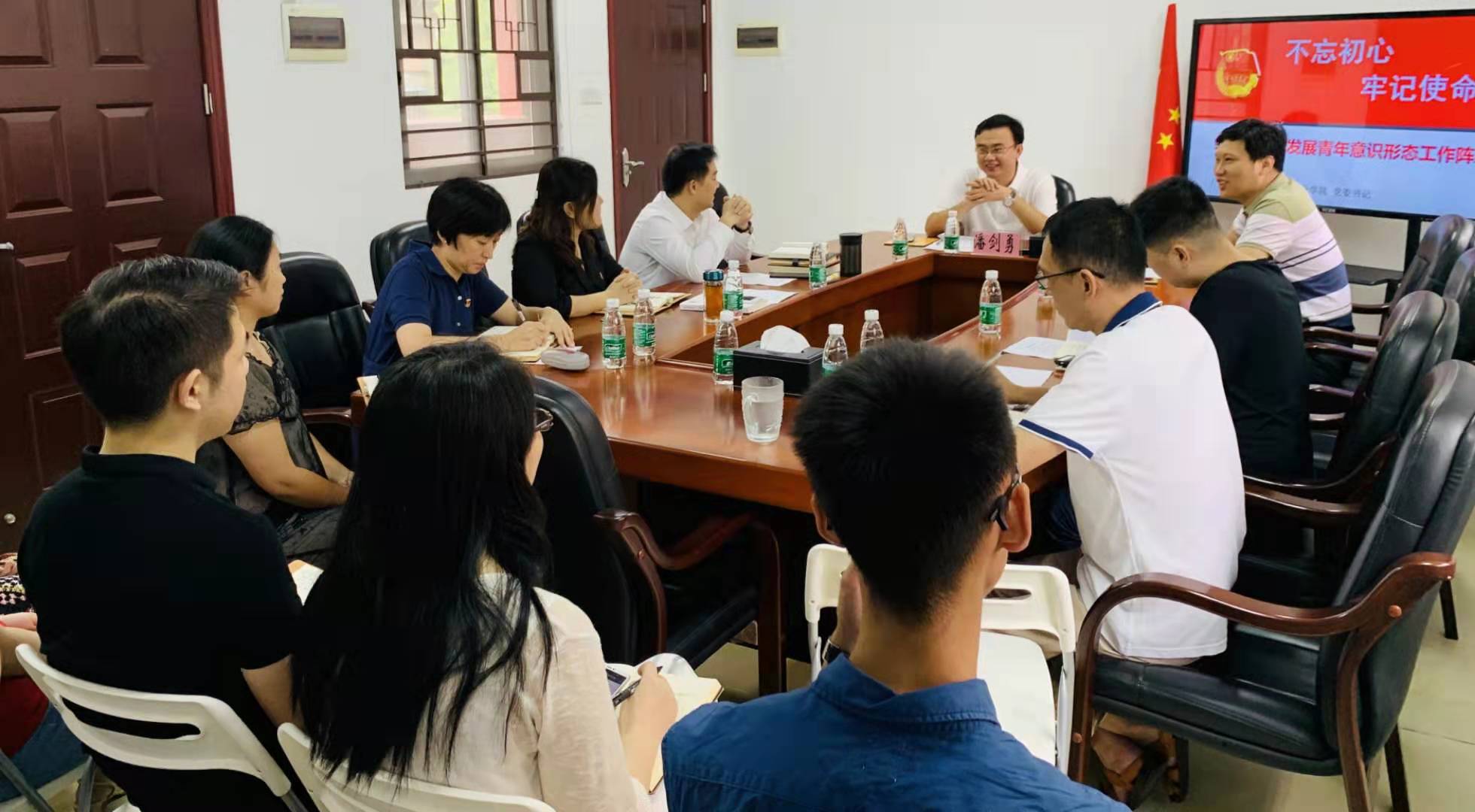 自然美景之旅，黨團(tuán)課最新與內(nèi)心的平和寧靜探尋