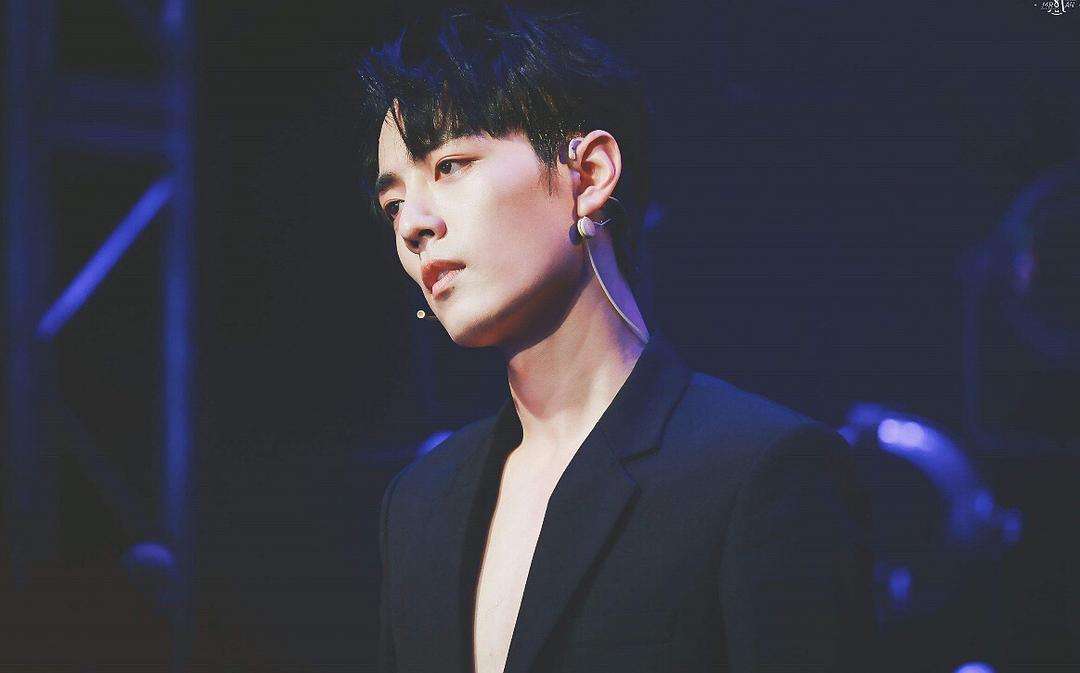 肖戰(zhàn)黑料最新揭秘，科技新星下的智能生活體驗(yàn)